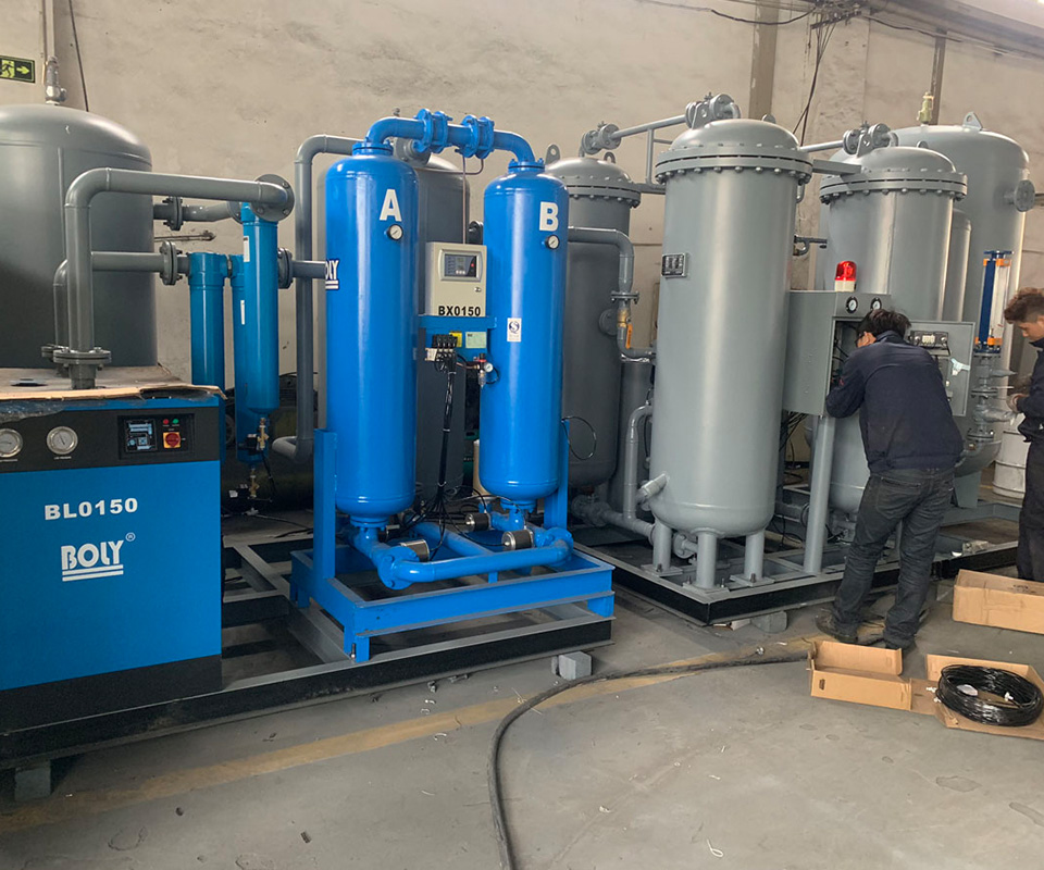 化工廠高純制氮現(xiàn)場(chǎng)